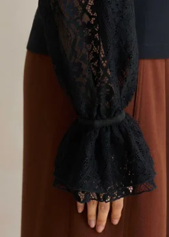 Antique Lace Sleeve Layering Top