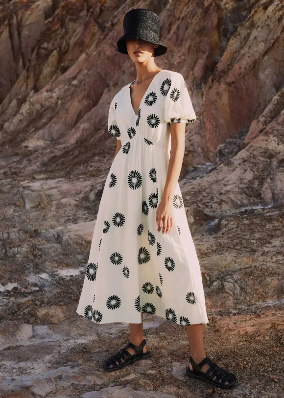 Cheesecloth Modern Daisy Print Midi Dress