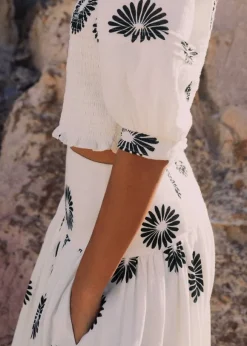 Cheesecloth Modern Daisy Print Maxi Skirt