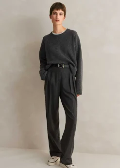 Elongated Tapered Trouser