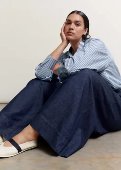 Goes-With-Everything Jean