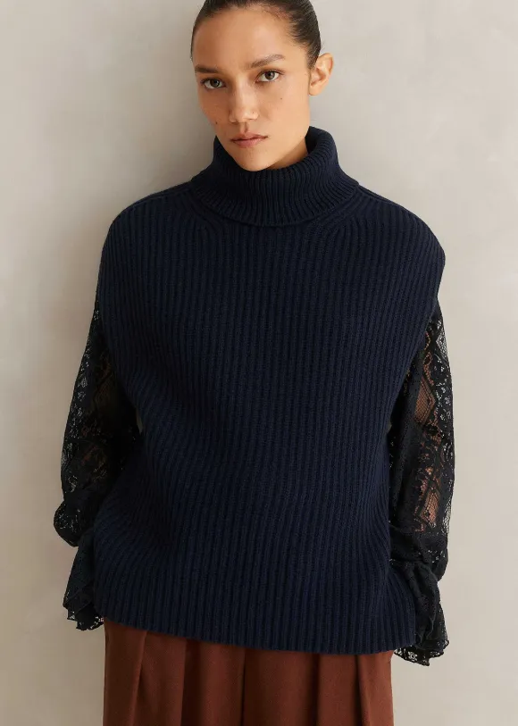 Merino Cashmere Relaxed Roll Neck Vest
