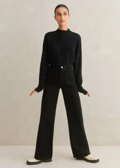 Patch Pocket Subtle Flare Jean