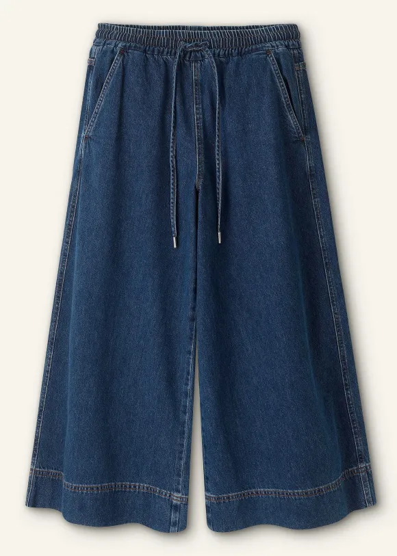 Pull-On Travel Jean
