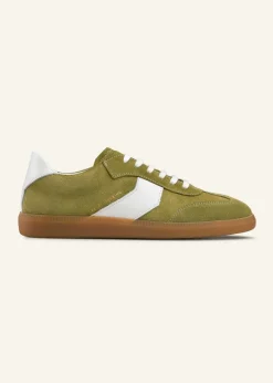 Retro Trainer