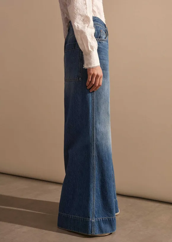 Seam Front Wide-Leg Flare Jean