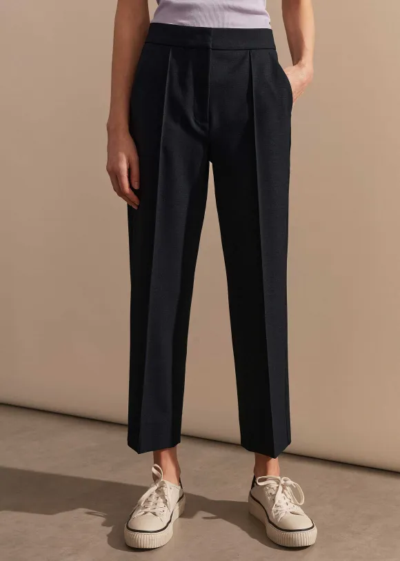 Short Length Slim Crop Forever Trouser