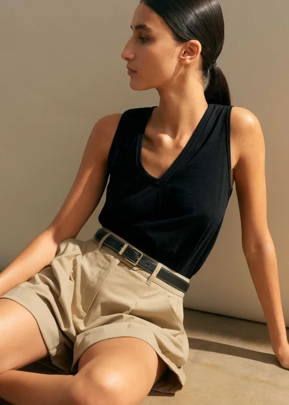 Slub V-Neck Swing Vest