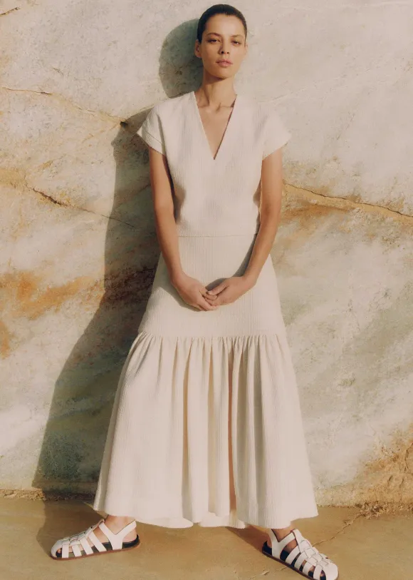 Textured High-Waisted Maxi Skirt