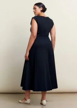Travel Tailoring Boat Neck Midi Dress