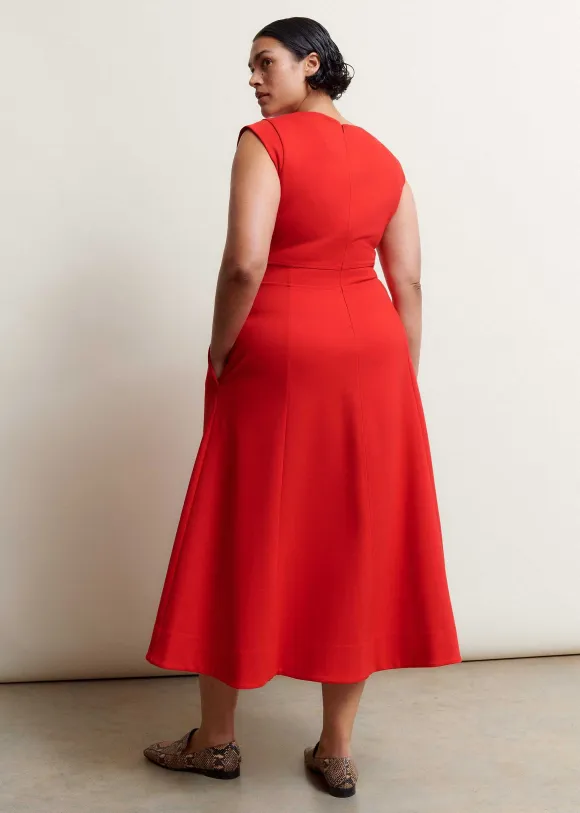 Travel Tailoring Boat Neck Midi Dress