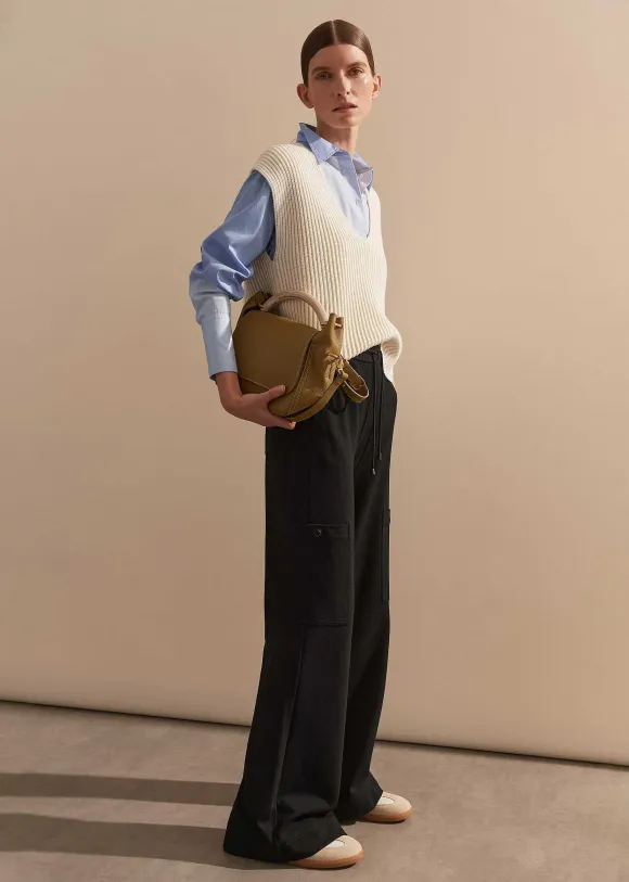 Travel Tailoring Flared Cargo Trouser