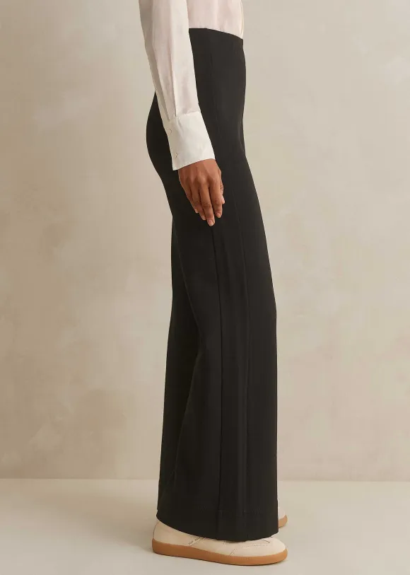 Travel Tailoring Kick Flare Short Trouser