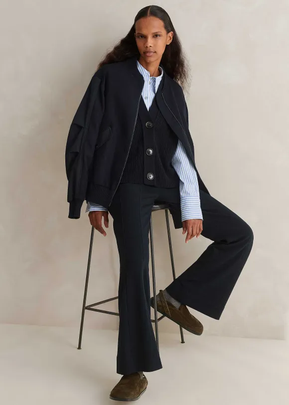 Travel Tailoring Kick Flare Short Trouser