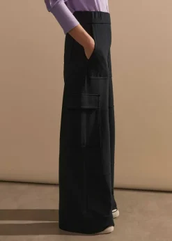 Travel Tailoring Wide-Leg Cargo Trouser